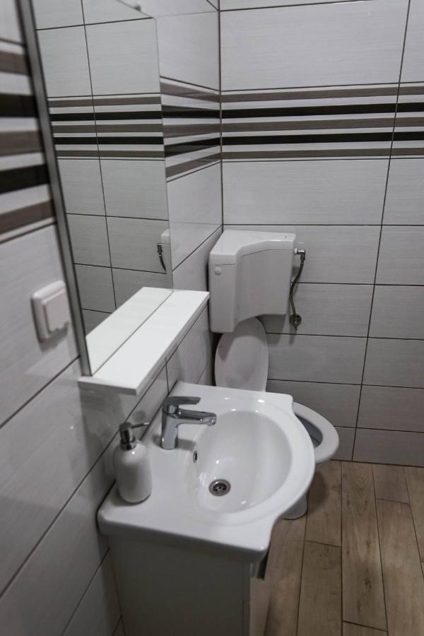 Studio Apartment In The Old City Of 시베니크 외부 사진